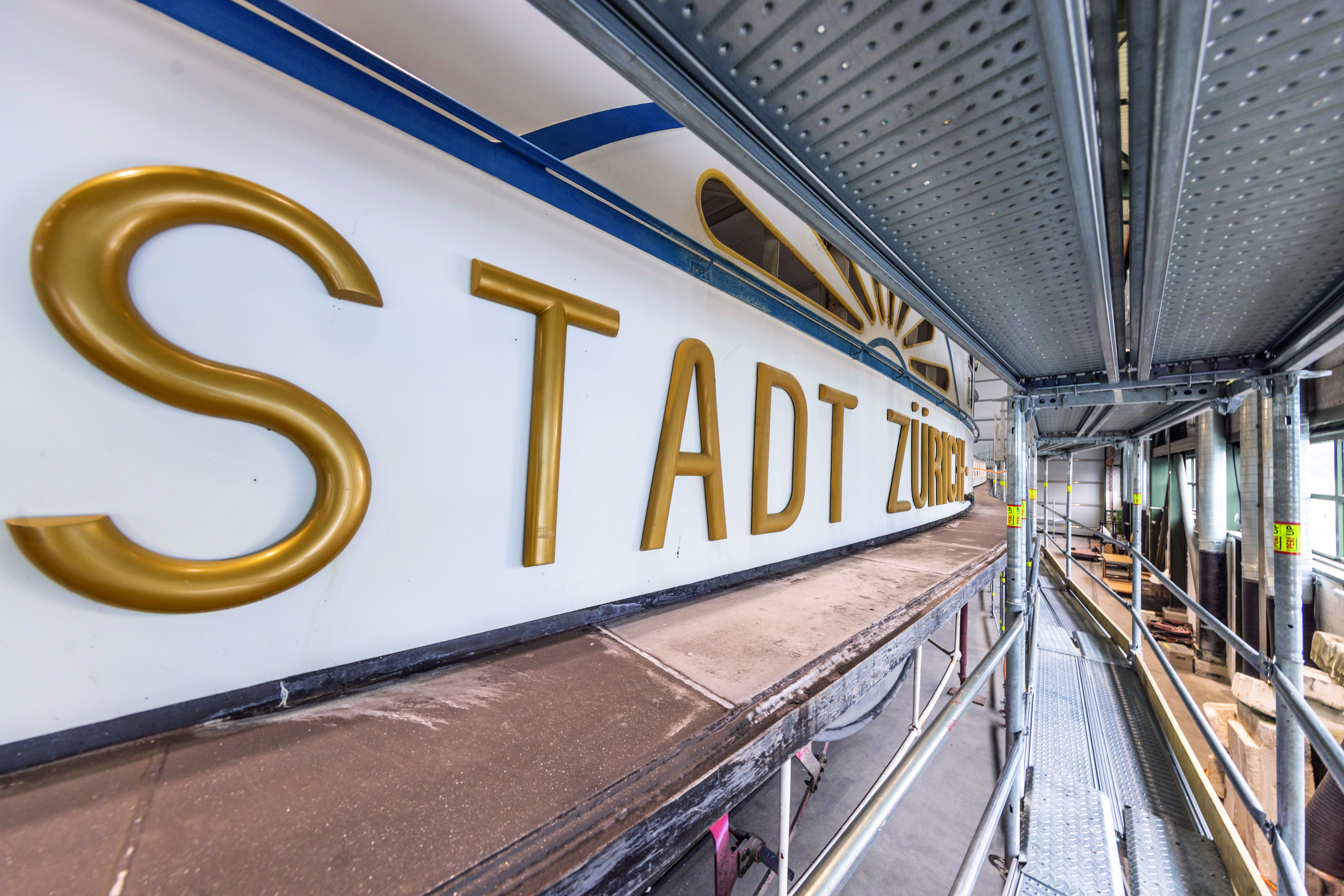 “Stadt Zürich”, the oldest steamboat of Lake Zürich was built in 1909. Over the years the ship underwent several modernisations and upgrades. Now listed as a protected cultural property of Switzerland.<br/>(Photo: PERI SE)