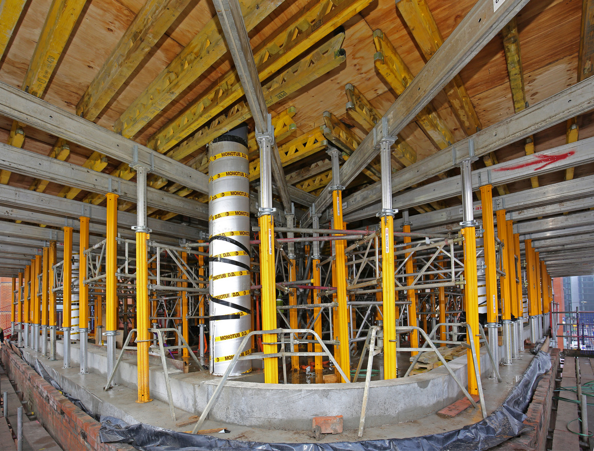 For all surface requirements easily adaptable with freely selectable formlining according to the required quality of the slab underside.