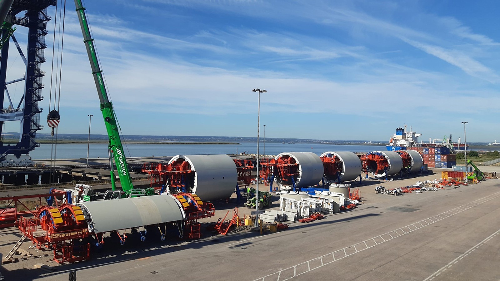 <p>With effect from 7 December 2023, PERI SE acquired a majority stake in KERN Tunneltechnik SA, based in Lugano (Switzerland).&amp;nbsp;The company will continue to operate as an independent unit within the PERI Group under its current management, brand and company name.&amp;nbsp;</p><br/>